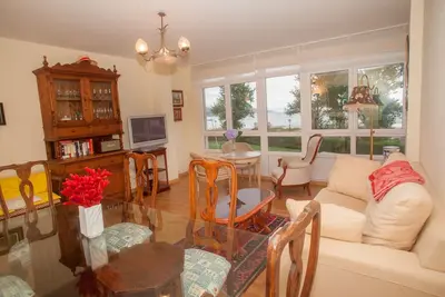 Apartamento Playa de Sardiñeiro con vistas al mar