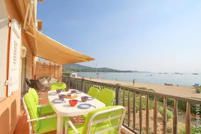 Image de Grand Appartement 4 pièces avec superbe vue mer