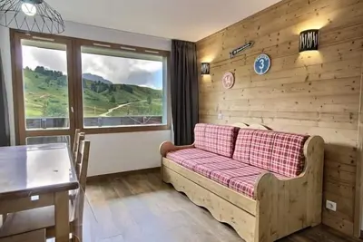 Image de Appartement rénové avec balcon, au pied des pistes et proche commerces – Belle Plagne