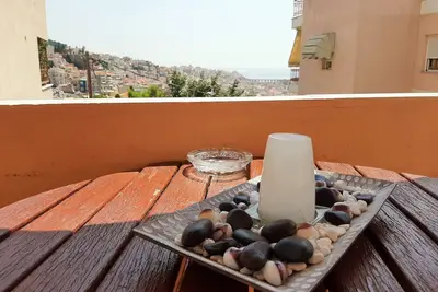 Image de Appartement avec Balcon Vue Ville & Mer + Parking