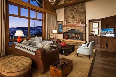 Image de Accès skis aux pieds | Maison de ville moderne à Beaver Creek