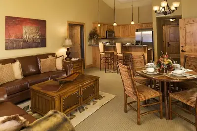 Image de Suite 2 chambres + mezzanine au Silverado Lodge, Park City