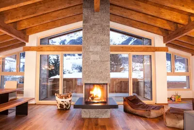 Image de St. Le plus récent chalet d'Anton - Riffler Lodge - 5 chambres avec cheminée et sauna