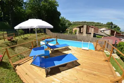 Image de Maison de vacances avec piscine privée, Wifi, Tv, animaux admis, parking, près de Lucques