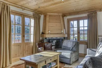 Image de Chalet de Charme 4 Chambres, Balcons, Jardin, Proche Centre et Télécabine Megève