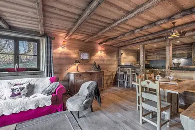 Image de Location Apt 4p rénové avec terrasse et jardin - Proche centre et Rochebrune - Garage inclus