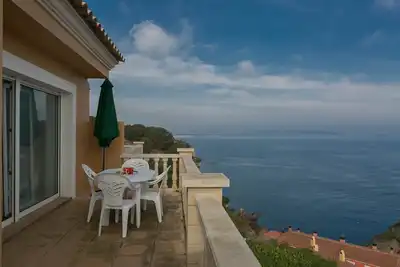 Image de 3 bedroom apartment in Aiguafreda, Begur. Sea views and Terrace (Ref:H26)