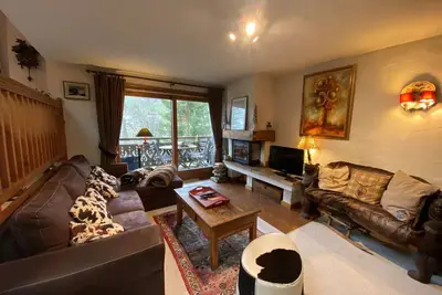 Image de Charmant Duplex 3 Chambres avec Cheminée, Balcons et Piscine - Proche Centre Megève