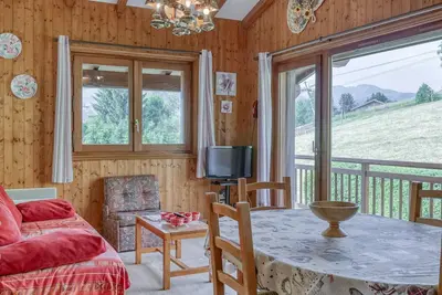 Image de Appartement 2 pièces mezzanine avec balcon, parking et télécabine à proximité à Megève
