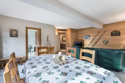 Image de Charmant appartement 3 pièces à Megève, proche centre, balcon, WiFi, 4 pers, skis, sans parking