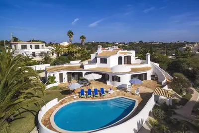 Image de Villa Marinha - Villa à distance de marche de la belle plage près de Carvoeiro