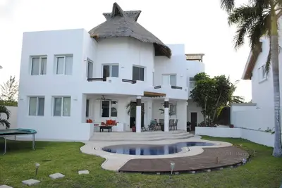 Image de Belle maison de plage 4 chambres dans un endroit privé et paisible à Cancun