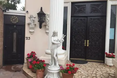 Image de Villa romaine de luxe Santa Monica (deuxième étage entier)