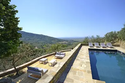 Image de Maison de vacances privée avec Wifi, climatisation, piscine privée, Tv, patio, vue panoramique