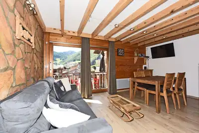 Image de A 350m des remontées mécaniques, parking, au coeur du village de La Clusaz