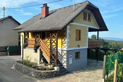 Image de Maison de vacances Cave avec internet