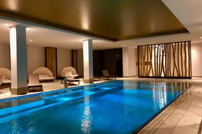 Image de Charmant appartement de luxe 4 **** avec piscine-sauna-Spa-paysage, vue mer.