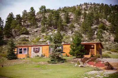 Image de Maison en bois rond avec maison d'hôtes indépendante!