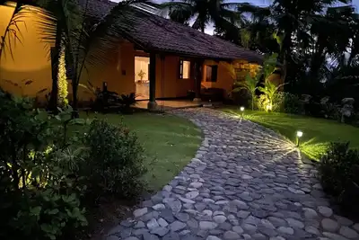 Image de Casa Alta- maison en bord de mer avec une vue incroyable!