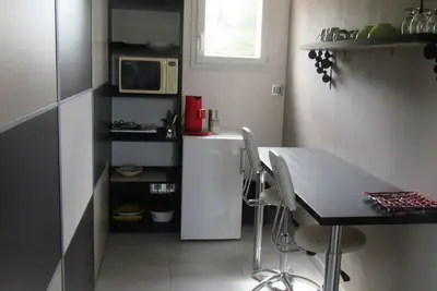 Image de appartement calme étage villa entrée indépendante
