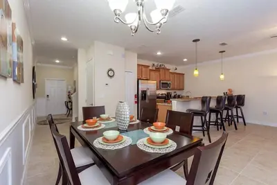 Image de Fantastique Superbe New Designer Townhouse! !