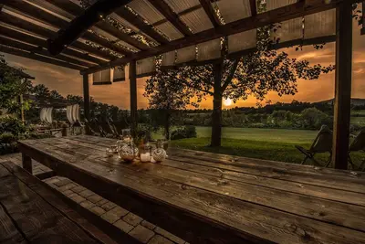 Image de Ferme viticole de Romignano. Votre villa en Toscane.