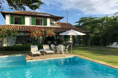 Image de Maison de plage sur la mer.