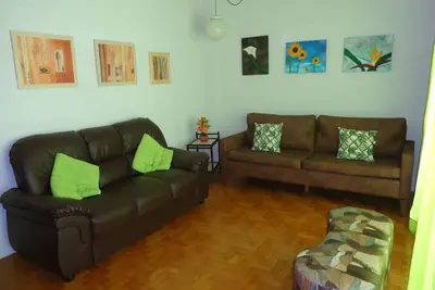 Image de # Appartement Avec 3 Chambres, Une Avec Balcon, Grand Et Confortable Salon!