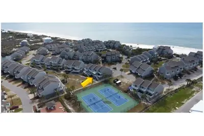 Image de Gated Community Near State Park, Animaux acceptés, Bd 430 - 60