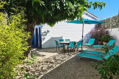 Image de L'Estivale, maison avec jardin 300 mètres de la plage