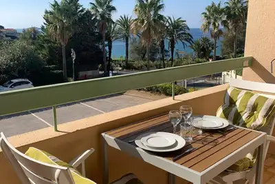 Image de Douillet, lumineux, face à la baie de Portissol avec Wifi