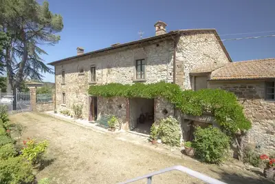 Image de Merveilleuse maison de vacances avec Wifi, Tv, terrasse, animaux admis, vue panoramique et parking