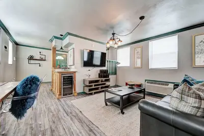 Image de Indie Escape I-stone’s throw to Plaza District