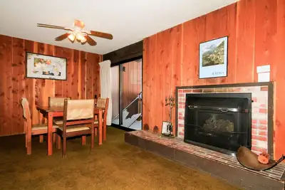 Image de Mammoth Ski and Racquet Club # 78, 1 chambre, 2 salles de bain complètes Entièrement meublé Condo