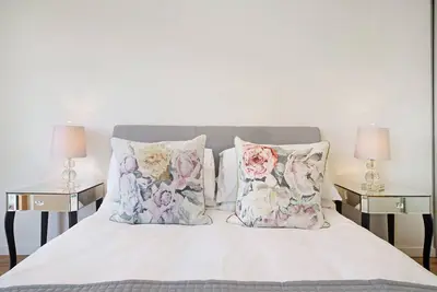 Image de 1 Bedroom Stylish Apartment near Regents Park Free Wifi & Aircon by City Stay Aparts London