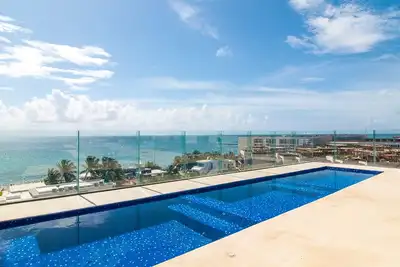 Image de Nouveau! 2bdrm à Mamitas, à quelques pas de la plage avec bain à remous privé