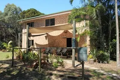 Image de Fraser Island, My Island Home. 14 personnes
