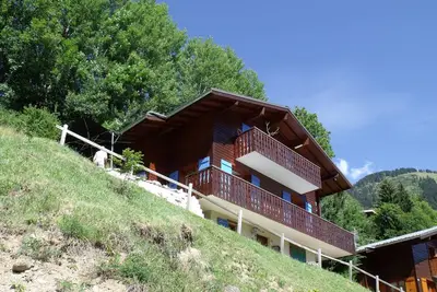 Image de Chalet agréable qui a tout le confort pour dix personnes.