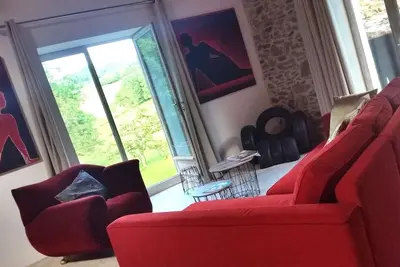 Image de Superbe Loft atelier d'artiste dans vieux moulin calme des Monts du Lyonnais