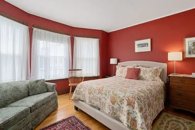 Image de Portland B&B chambre - à quelques pas de Eastern Prom et de la plage et à proximité de la ville aussi!