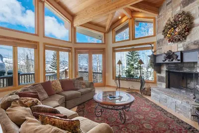 Image de Magnifique Ski Ă Ski Out Double Eagle Deer Valley Condo
