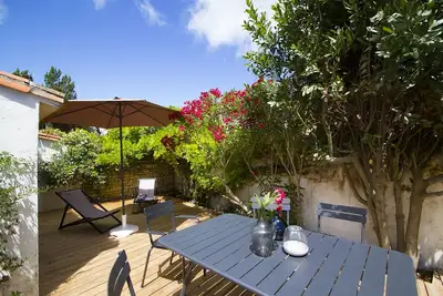 Image de Villa - 6 Personnes - Terrasse - Jardin - Wifi - Plage - Bord de Mer - ile de Ré