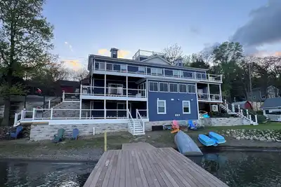 Image de Tombez amoureux de Keuka chez Keuka Kara