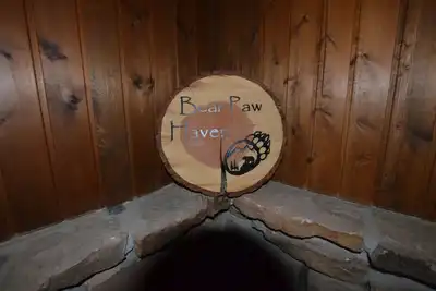 Image de Solde d'automne: 10% de réduction: Bear Paw Haven - Animaux acceptés. Une retraite pittoresque - WiFi gratuit