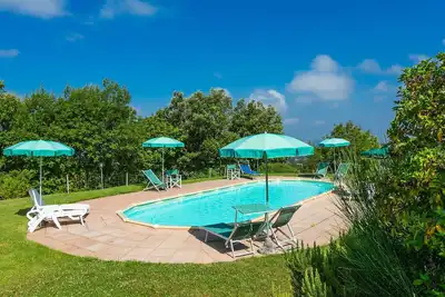 Image de Maison de vacances privée avec piscine privée, Wifi, Tv, terrasse, près de San Gimignano