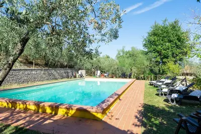 Image de Belle maison de vacances privée avec Wifi, piscine privée, Tv, balcon, vue panoramique, parking