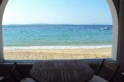 Image de Bel appartement en front de mer sur le sable, Cavaliere
