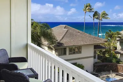 Image de Villa Kailani Townhome B: à quelques pas de la plage de Poipu avec Ac - idéal pour les groupes