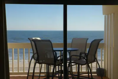 Image de Condo spectaculaire en bord de mer