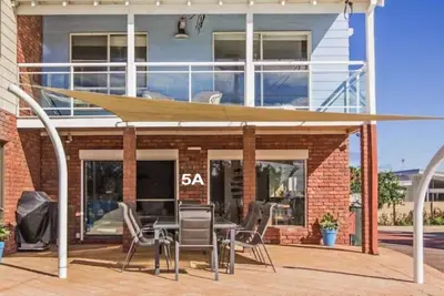Image de Défilé Halls Head - Beach House